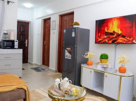 Uny Luxe Hotel, Hotel in Ruaka