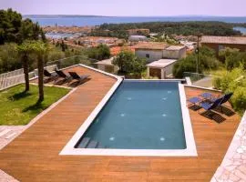 Luxury villa Mar with infinity pool in Rab