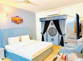 Karachi Family Guest House