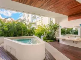 2 Bedroom condo with Pool in the center of Playa del Carmen - Anah Playa