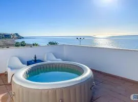 Apartamentos Varadero on the beach