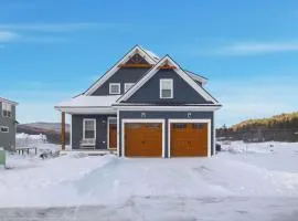 The Owl's Nest Retreat at North Lake