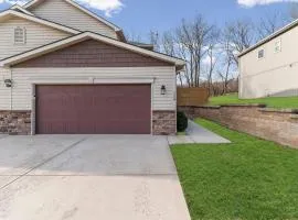 Home Away from Home 2 Close to KCI Airport, Weston