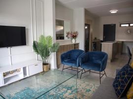 Maude Retreats, hotel Midrandban