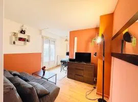Logement Entier 2 Pièces Avec Grande Terasse Proche Gare