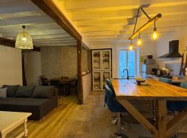 Maison de campagne proche des Châteaux et Beauval, hotel i Selles-sur-Cher