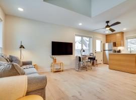 < 1 Mi to Carleton College: WFH-Friendly Apartment, khách sạn ở Northfield