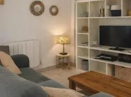 Maisonnette indépendante équipée idéal pros ouvriers Centre Bretagne