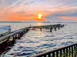Woonboot De Witte loosdrechtse plassen