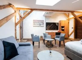 Stella Di Notte City Center Studios