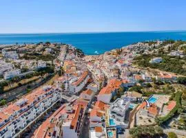 Villa Casa Alice by Villa Plus