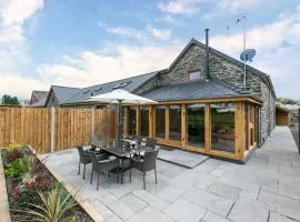 3 Bed in Bala oc-bow69