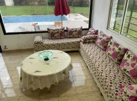 Large Villa Pool And Garden on 5200 m