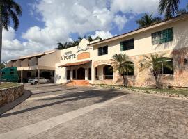 HOTEL A&acute;PONTE, hotel near Manuel Crescencio Rej&oacute;n International Airport - MID, M&eacute;rida
