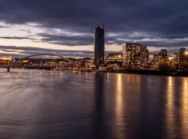 SkySuite 24 - Eurovea Tower