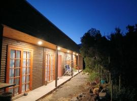 Casa Montañas del Tricahue, hotel v destinaci Colbún Alto