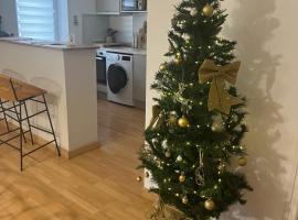 Le Cocon de KENNA au centre du bourg, hotel in Dompierre-sur-Besbre