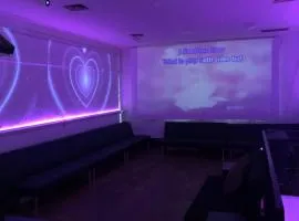 215 Queen's Party and Event House