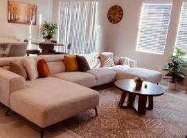 "Explore Disney, Universal & More! Cozy Auburndale Home for Your Florida Adventure!", hotel ad Auburndale