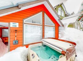 Snow Pines #116D, hotel en Big White