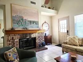 Arizona Southwest Hideaway - Games, BBQ, & More! No Resort Fees!