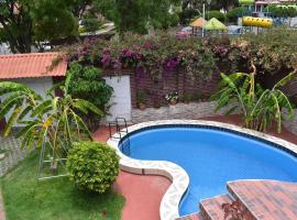 Eden Royal House, hotel en Sucre