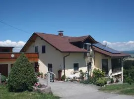 Apartment Große Wohnung mit Badewanne by Interhome