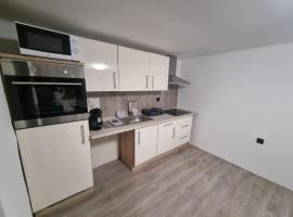 Vienna Gateway - Self Check-In 24 - free parking, hotel i Bockfließ