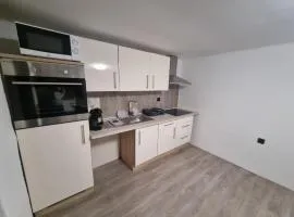 Vienna Gateway - Self Check-In 24 - free parking