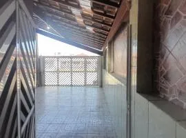 Casa em Peruíbe - 600 metros da praia