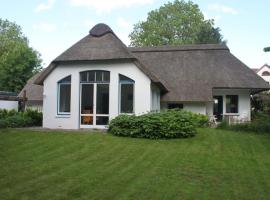 Holiday Home in Stollhamm mit Großem Garten by Interhome, Hotel in Stollhamm