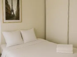 Calm Double room in Courbevoie