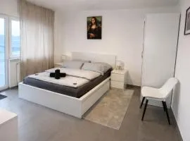 Durdi Hotels - Serviced Apartments - 24h Self-Check-in & Parking