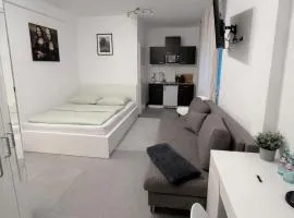 Durdi Serviced Apartments - 24h Self-Check-in - Parking