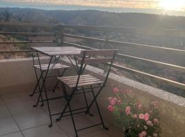 Parque Mirador II - 3 Dormitorios - Excelente vista, hotel i Viña del Mar