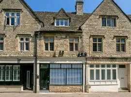Historic Barber Shop, Parking, Garden, Town Centre