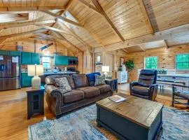 Explore Mammoth Cave Cabin with Fire Pit and Grill!