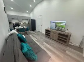 Crystal River Duplex Entire Apartment