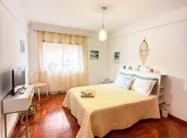 Superhost Stay Spacious Double Rooms near Lisbon and Beaches