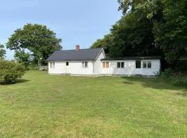 6 person holiday home in LÖTTORP