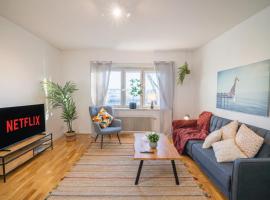 Scandi-Boho 1BR Calm & Well-Connected Location, хотел в Гьотеборг