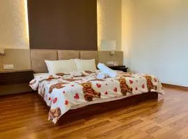 Luxury Landed House - Vivacity Megamall