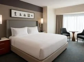 The Residences, a Hilton Club - STUDIO STX