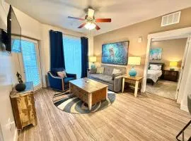 Spacious 2-Bedroom Urban Oasis