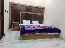 Naval Kishori Kunj