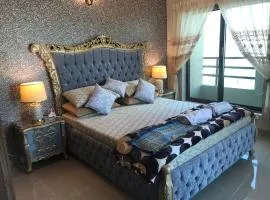 Lavish 2 Bedroom Luxury Condo Close to GIGA mall