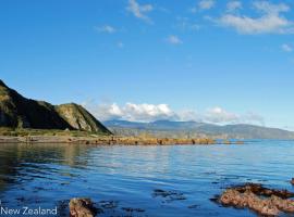 Breaker Bay Paradise, hotel i Wellington