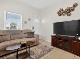 Elegant Home-Mins to Tampa General Hospital & DT
