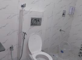 Viesnīca Hotel Dharam Ganga pilsētā Uttarkāshi