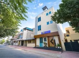 FabHotel Blooming Beds Pearl